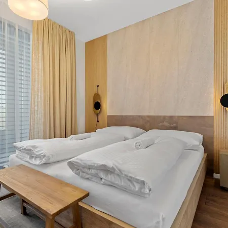 Lam Ivory Ac - Balcony براتسيلافا