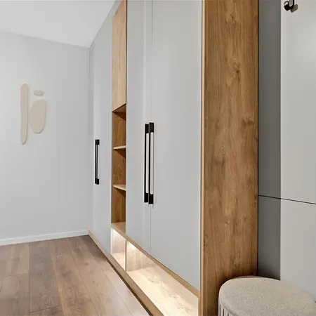 Lam Ivory Ac - Balcony * براتسيلافا