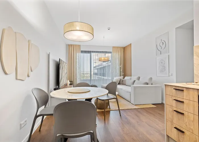 Lam Ivory Ac - Balcony דירה